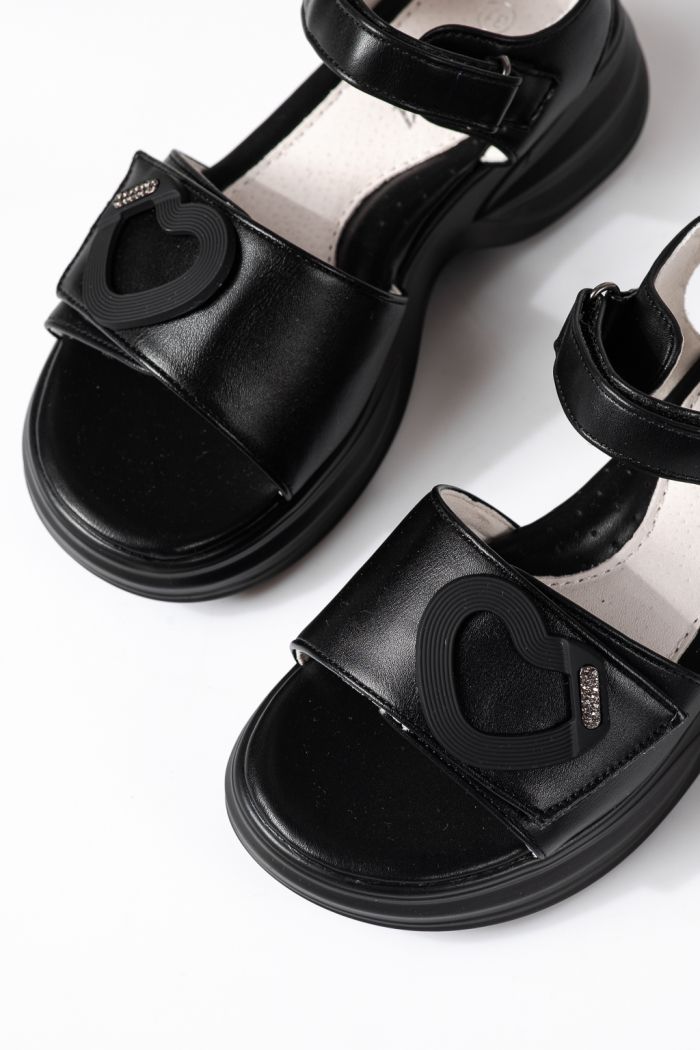 Gyerek szandálok fekete öko bőrből készült Dysis #24911