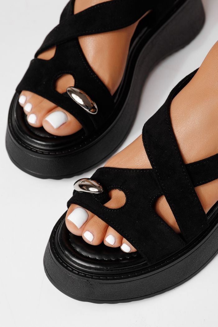 Női platform szandálok fekete öko velúrból készült Beatrix #25077
