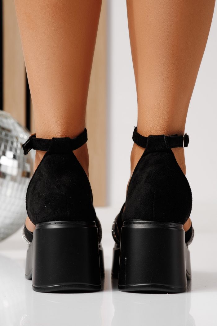 Női platform szandálok fekete öko velúrból készült Agnese #25011