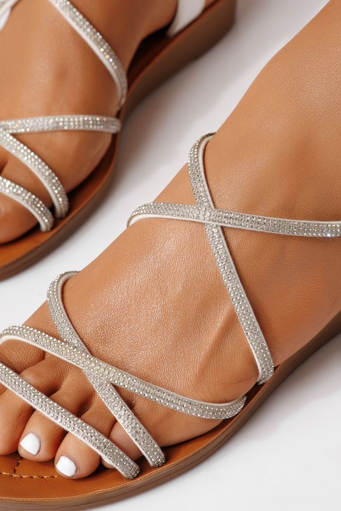 Női alacsony sarkú szandálok fehér öko bőrből készült Eva #25185