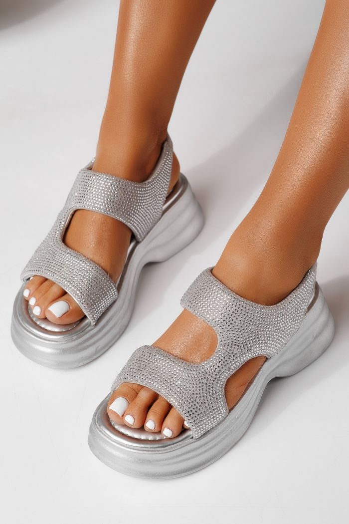 Női platform szandálok szürke öko velúrból készült Beatriz #25202