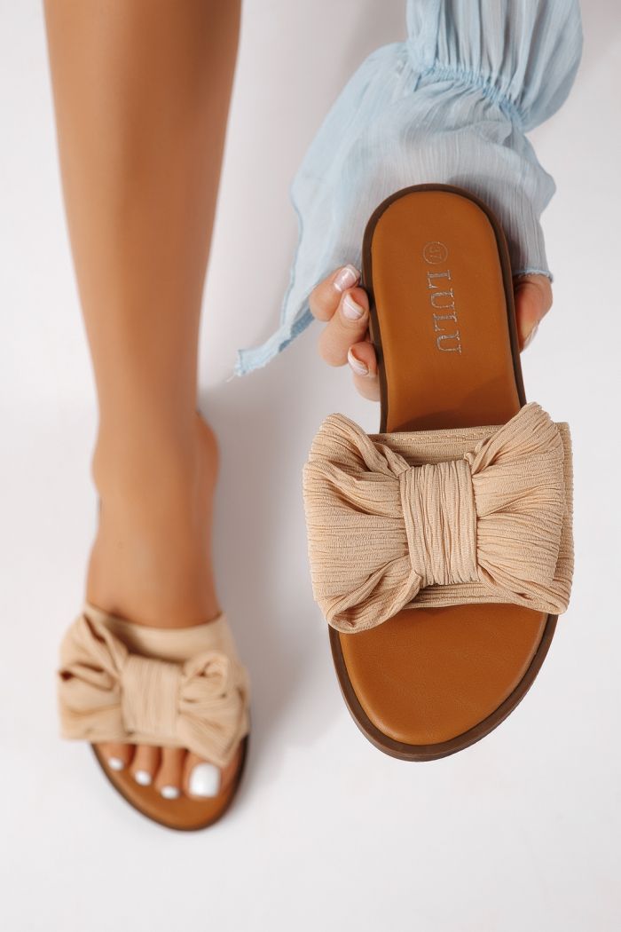 Női papucsok bézs textil anyagból készült Zaida #25065