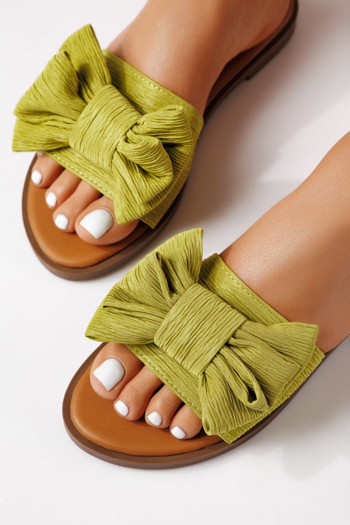 Női papucsok zöldellő textil anyagból készült Zaida #25062