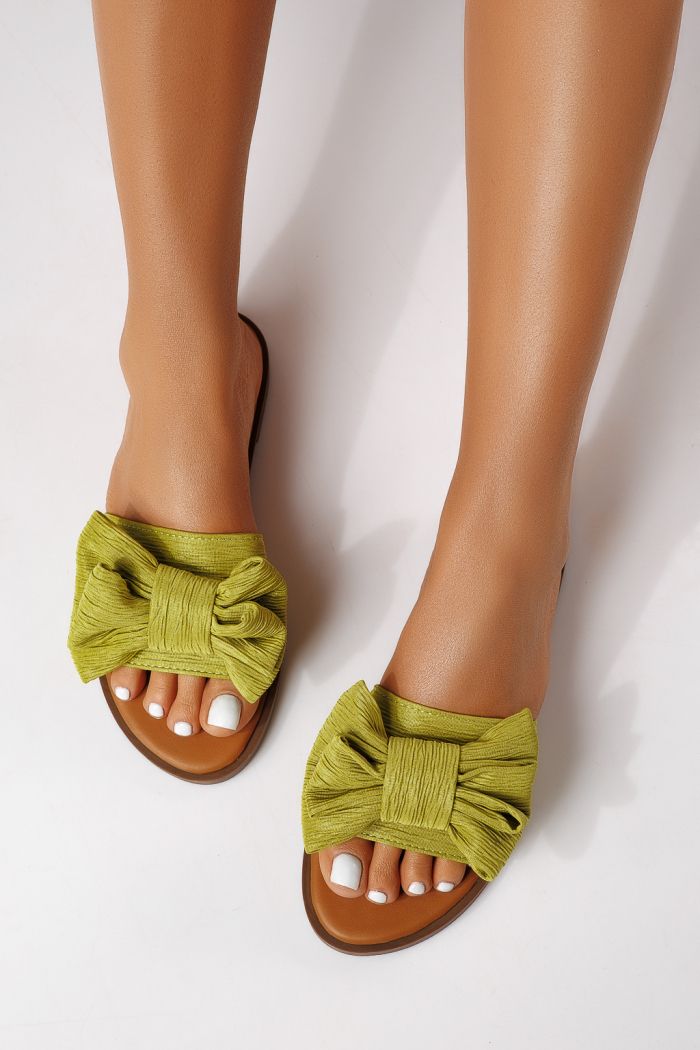 Női papucsok zöldellő textil anyagból készült Zaida #25062