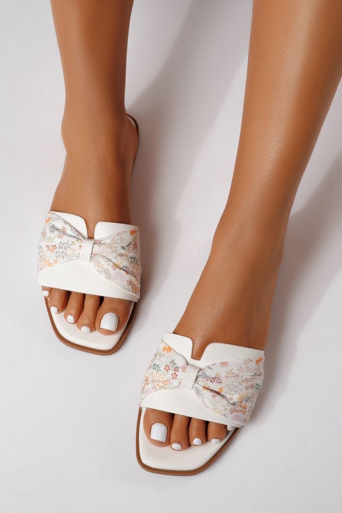 Női papucsok fehér öko velúrból készült Valeria #25058