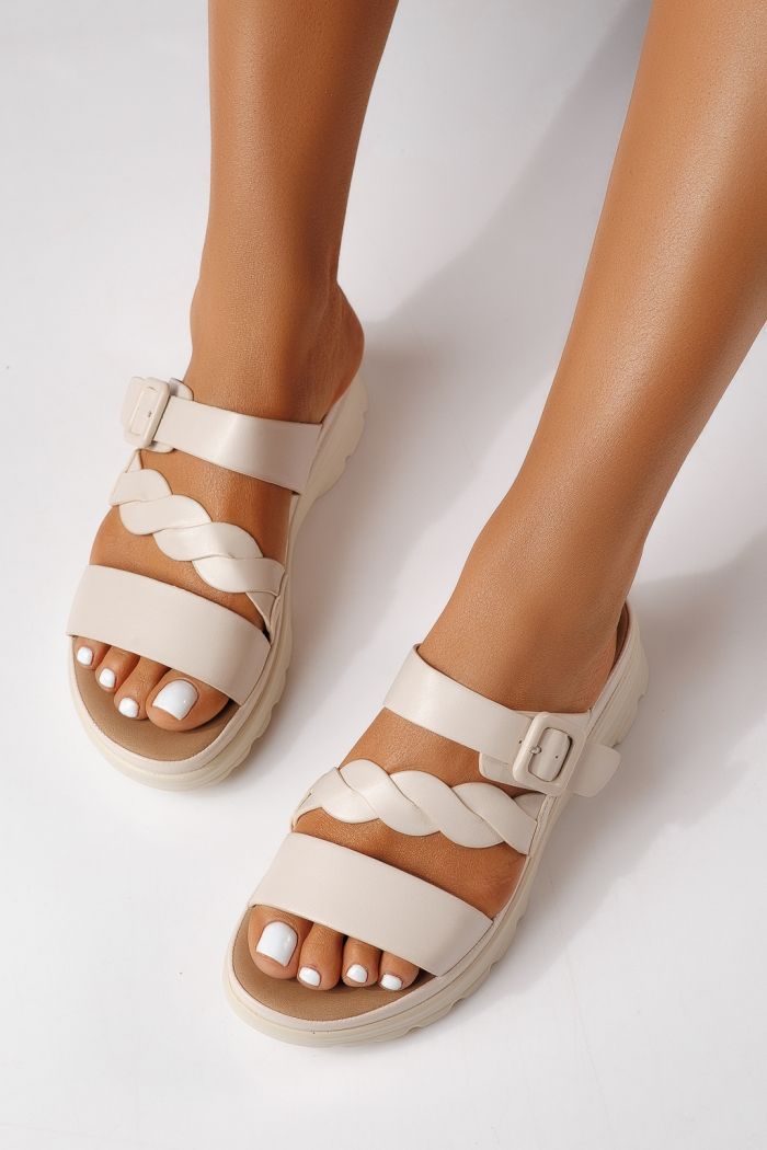 Női papucsok bézs öko bőrből készült Felisa #25020