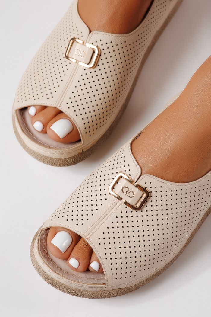 Női platform szandálok bézs öko bőrből készült Paloma #25048