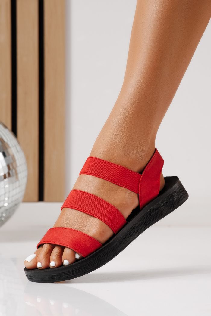 Női alacsony sarkú szandálok piros öko velúrból készült Liora #25125