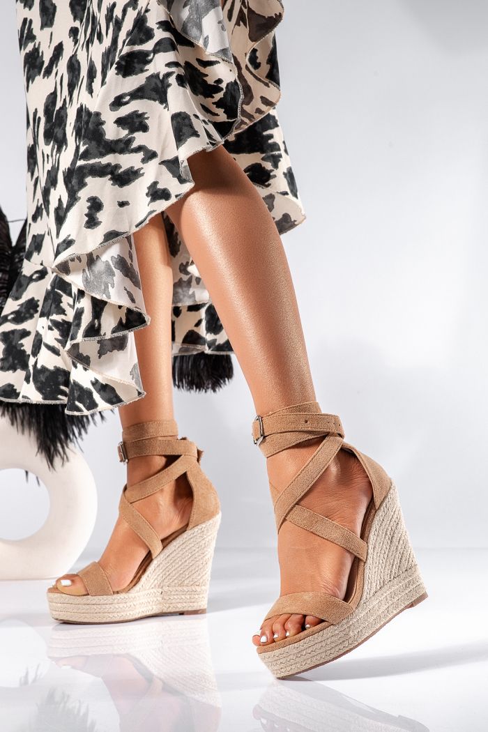 Női khaki platform szandál eco-bőrből Alona #25427