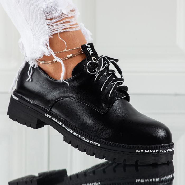 Alkalmi cipő Fekete Helen #7411M