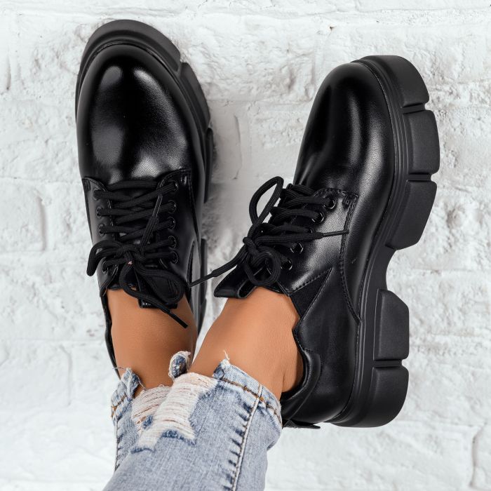 Alkalmi cipő Fekete Beth #8013M