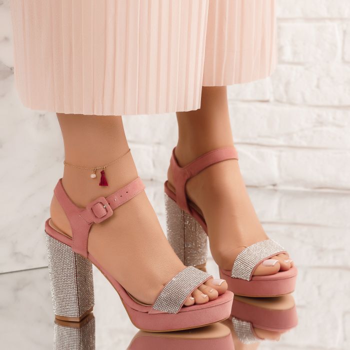 Дамски сандали с ток Tessa розово #11143