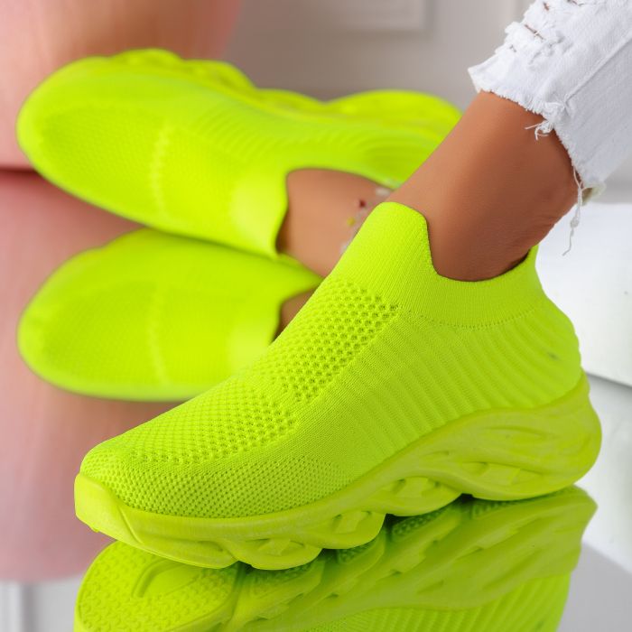 Дамски спортни обувки Olivia жълт #11204