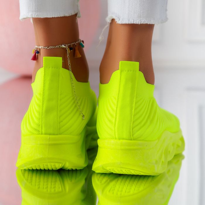 Дамски спортни обувки Olivia жълт #11204
