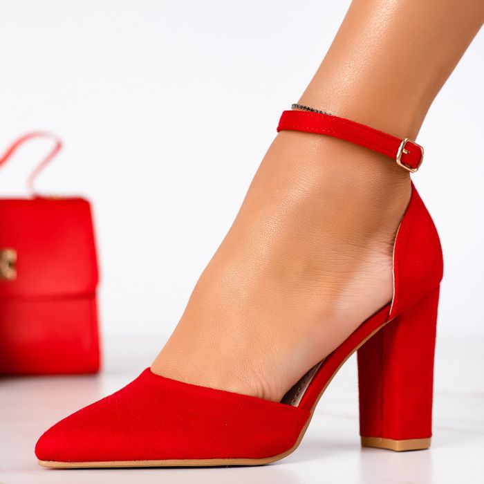 Дамски обувки с ток Briana червен #13305